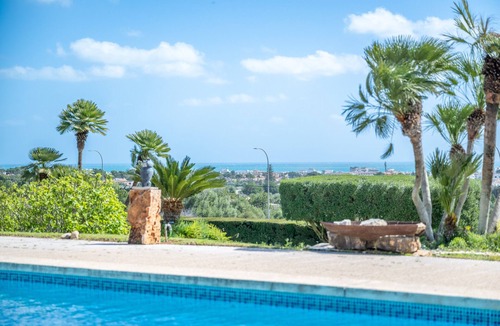 Son Servera House | Villas2meet Na Penyal 7 – Villa con piscina privada y vistas panorámicas en Cala Millor