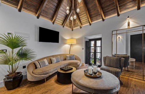 Marbella City Centre Hotel | VILLTAK La Maison Hotel - Adults Only Recommended