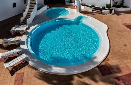 Costa Teguise Apartment | Vivienda Vacacional Golden Sun