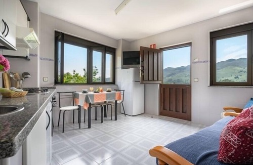 Llanes House | VV Honorato 1 - country house in Santa Eulalia (Llanes) | 4 guests