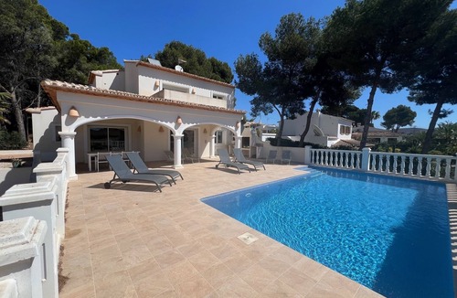 Moraira Villa | Walking distance to town center and beach | 4 double bedrooms | private pool