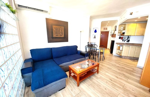 Torremolinos Apartment | WINTER SUPER PRICES,1075€SEA VIEWS,ALL EXPENSES INCLUDED,WIFI,NETFLIX,IPTV