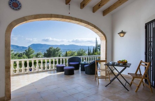 Montgo de Toscamar Villa | Wonderful and classic villa in Javea, Costa Blanca, Spain with private pool for 8 persons