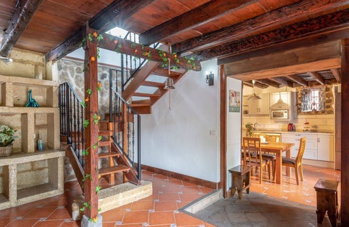 Los Gomez House | Wonderful private villa for 8 people with WIFI, private pool, TV, patio and panoramic view