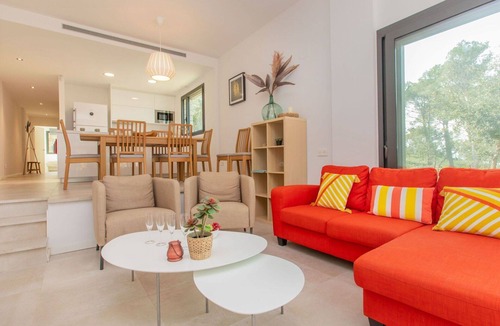 Llafranc House | Wonderful villa for 7 guests with pool, WIFI, A/C, TV, terrace and panoramic view