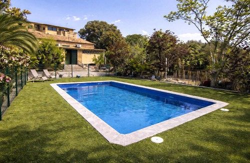Bigues I Riells Villa | Your own private hotel 30 min to BCN for 25 guests