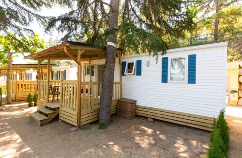 Calella House | ZEcamping 3* 200m plage piscine animaux acceptés locatif TV BBQ clim