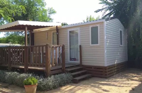 Malgrat de Mar House | ZEcamping 4 étoiles piscine mobil-home TV BBQ clim 22m2