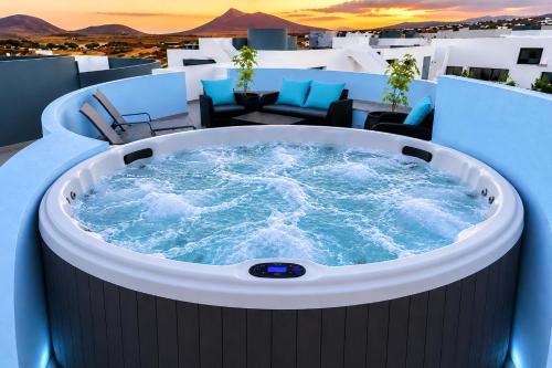Ático de Lujo con Jacuzzi Privado en Azotea Vistas