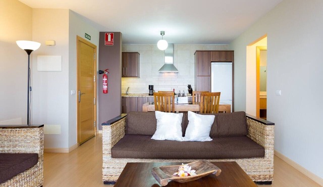 1 Bedroom, OCEAN VIEW, HEATED POOL, Heating, Terrace and Balcony (8)