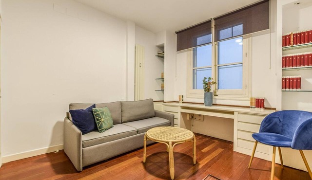 12-Guest Haven Near Metro
