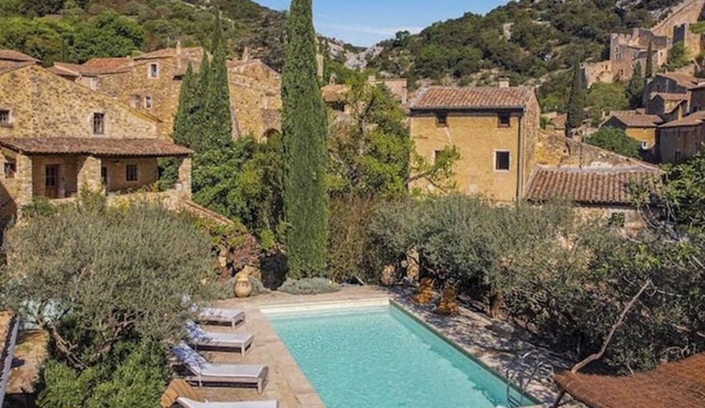 17th-century house below Saint-Montan castle in Saint-Montan