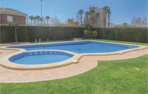 2 Bedroom Gorgeous Apartment In Torrevieja