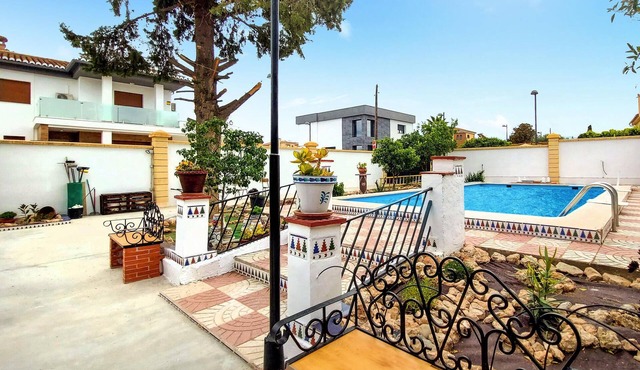 3 bedroom accommodation in El Ventorrillo
