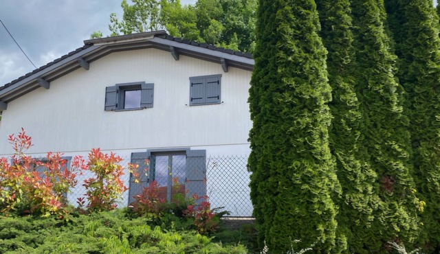 A cozy, family-friendly chalet for 12 people in the Hautes Vosges. Nature & Warmth in Le Thillot