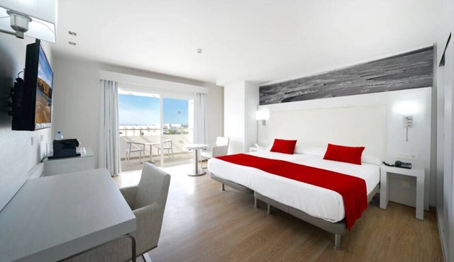 Aequora Lanzarote Suites in Tías