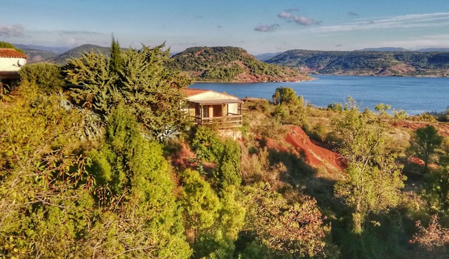 Air-Conditioned 32sqm Studio with Spacious Terrace & Breathtaking Lake Views in Liausson