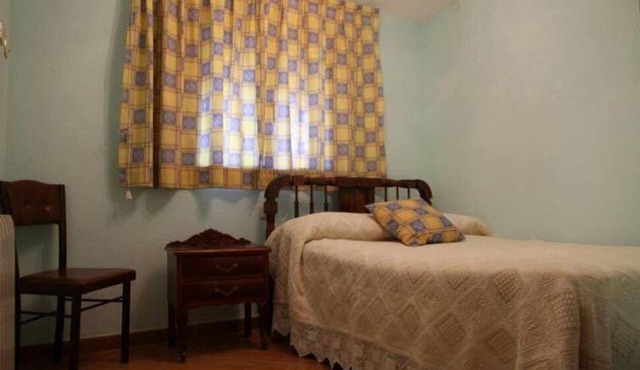 Albergue Turistico Torre de Sabre - Hostel