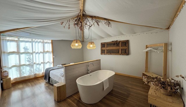 Albergue Jakue - Hostel in Puente La Reina