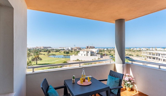 AlmeriaSuite Palm Beach Golf & Pool 1301