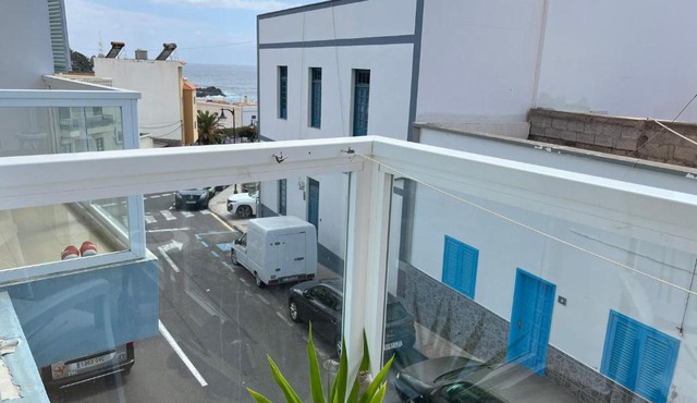 Alquiler de Habitación privada con baño compartido cerca al Mar!