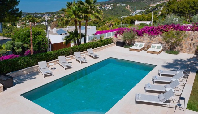 Amazing 7 bed property in Portals