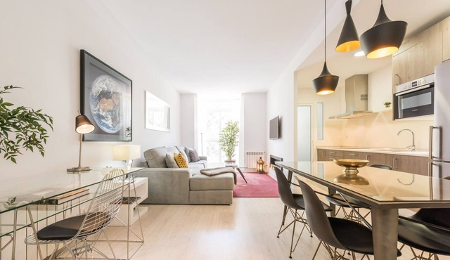 Apartamento Madrid con Piscina en Verano ( Arturo Soria II )