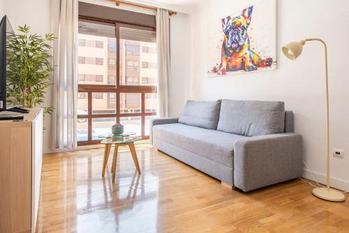 Apartamento Renovado con Piscina, Gym y Parking cerca del Aeropuerto Metropolitano by beBalmy
