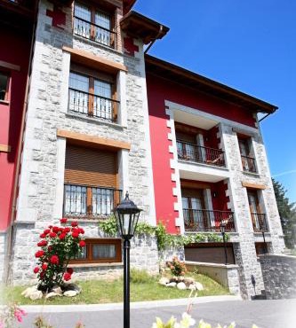 Apartamentos Rurales La Viña