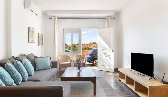 Apartment 'Quilla Puerto Sherry' with Private Terrace, Wi-Fi and Air Conditioning