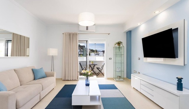 Apartment 'Brisa - Armonía Park, Bajamar' with Mountain View, Wi-Fi and Air Conditioning