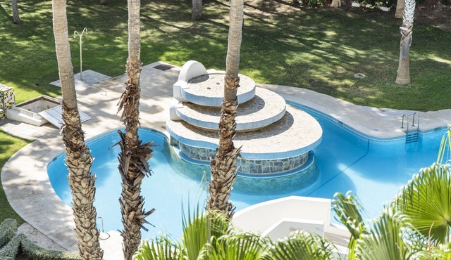Apartment "Casa Altos de Campoamor" with Sea View, Shared Pool & Wi-Fi
