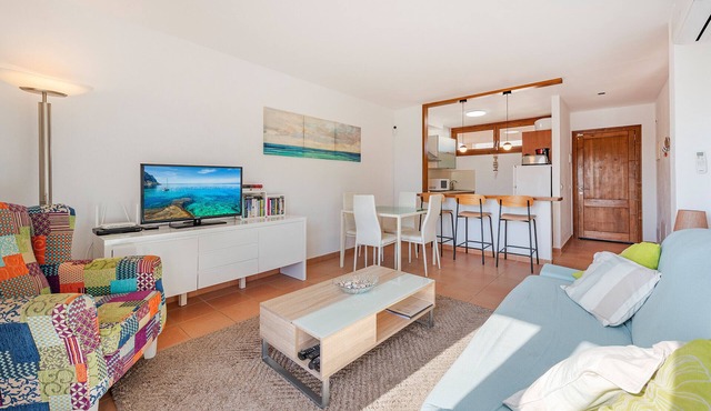 Apartment Corb Mari with pool and only 300m from the Beach