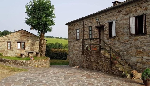 Apartment 'Cortiña' with Mountain View, Shared Terrace and Wi-Fi