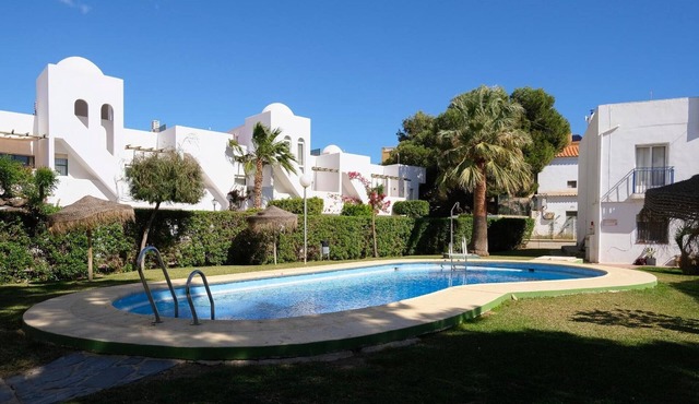 Apartment 'Garzas Reales' with Shared Pool, Wi-Fi and Air Conditioning