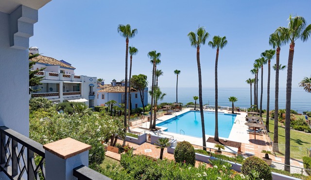 Apartment 'La Perla de Marakech 14' close to the Beach with Sea View, Pool & Wi-Fi