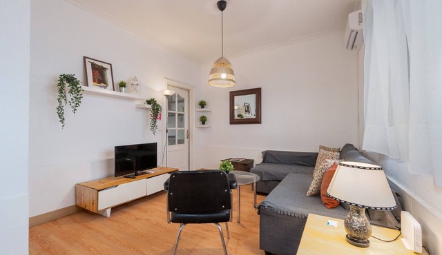 Apartment 'The Oasis' with Balcony, Wi-Fi and Air Conditioning
