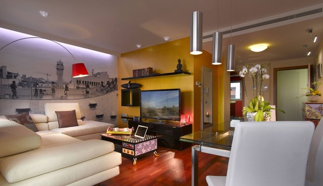 Apartment with three bedrooms and two bathrooms next to the Sagrada Familia