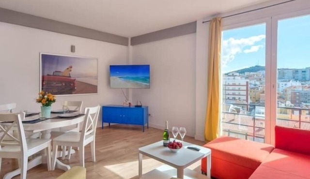 Apartment with wifi and A/C near Málaga's center