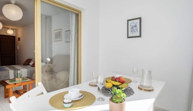 Apolo VI by Interhome