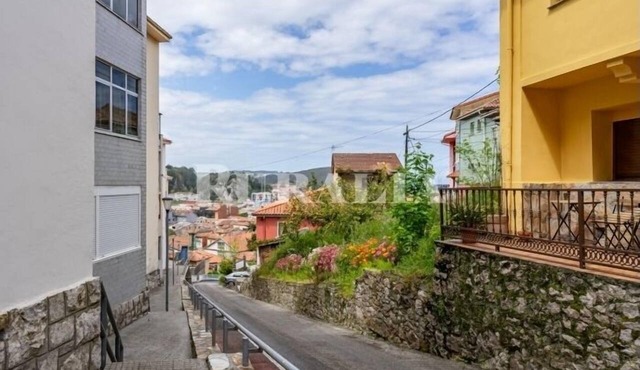 Apto. El Cantábrico - apartment near central Ribadesella, Northern Spain