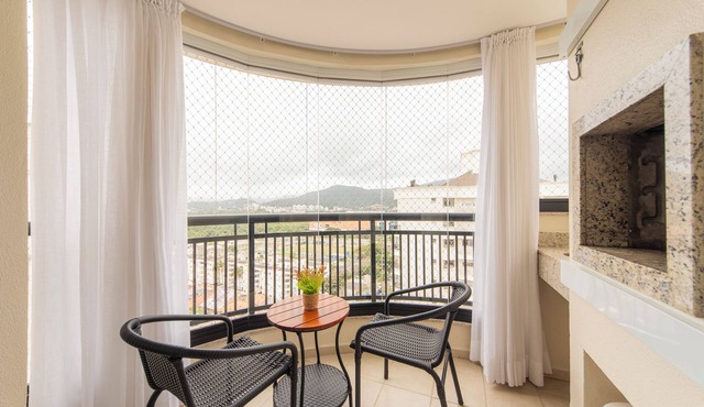 Apto moderno com piscina e academia QN1439 in Florianópolis