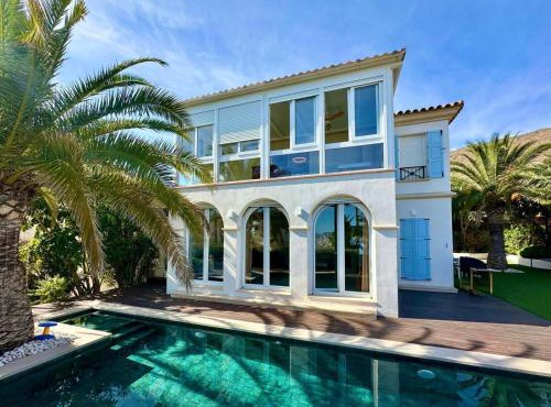 Asia Gardens Villa with private pool in Benidorm