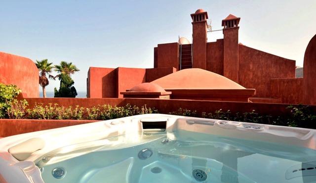 Bahia - Alzaro 1.3 DELUXE SEA VIEW & JACUZZI 3B