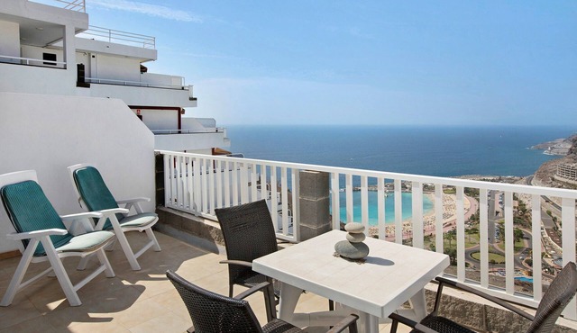 Balcón de Amadores – Beach View