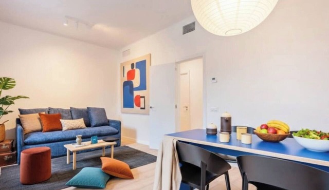 Barcelona Park, several units, perfect for large groups!