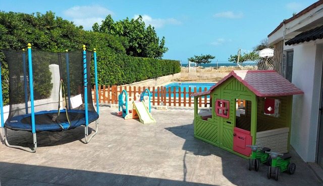 Beachfront Villa in Burriana
