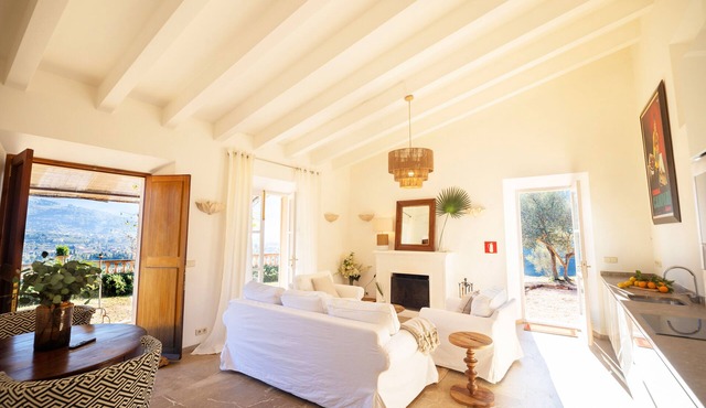 Beautiful and comfortable house in the outskirts of Sóller