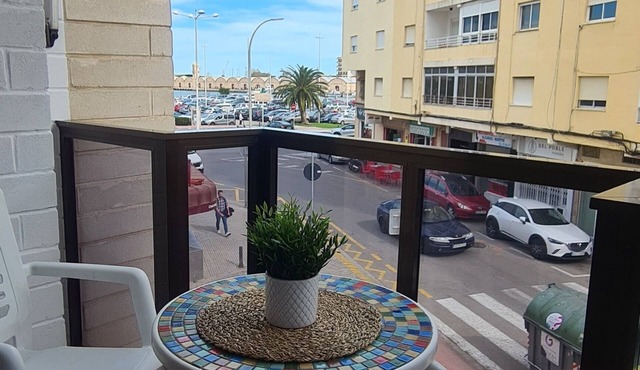 Beautiful apartment facing the port