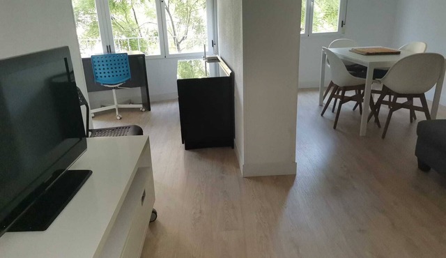 BnB Retiro - Habitación Privada en un Apartamento Compartido
